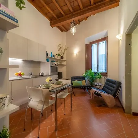 Little Gem In The City Center Apartment *